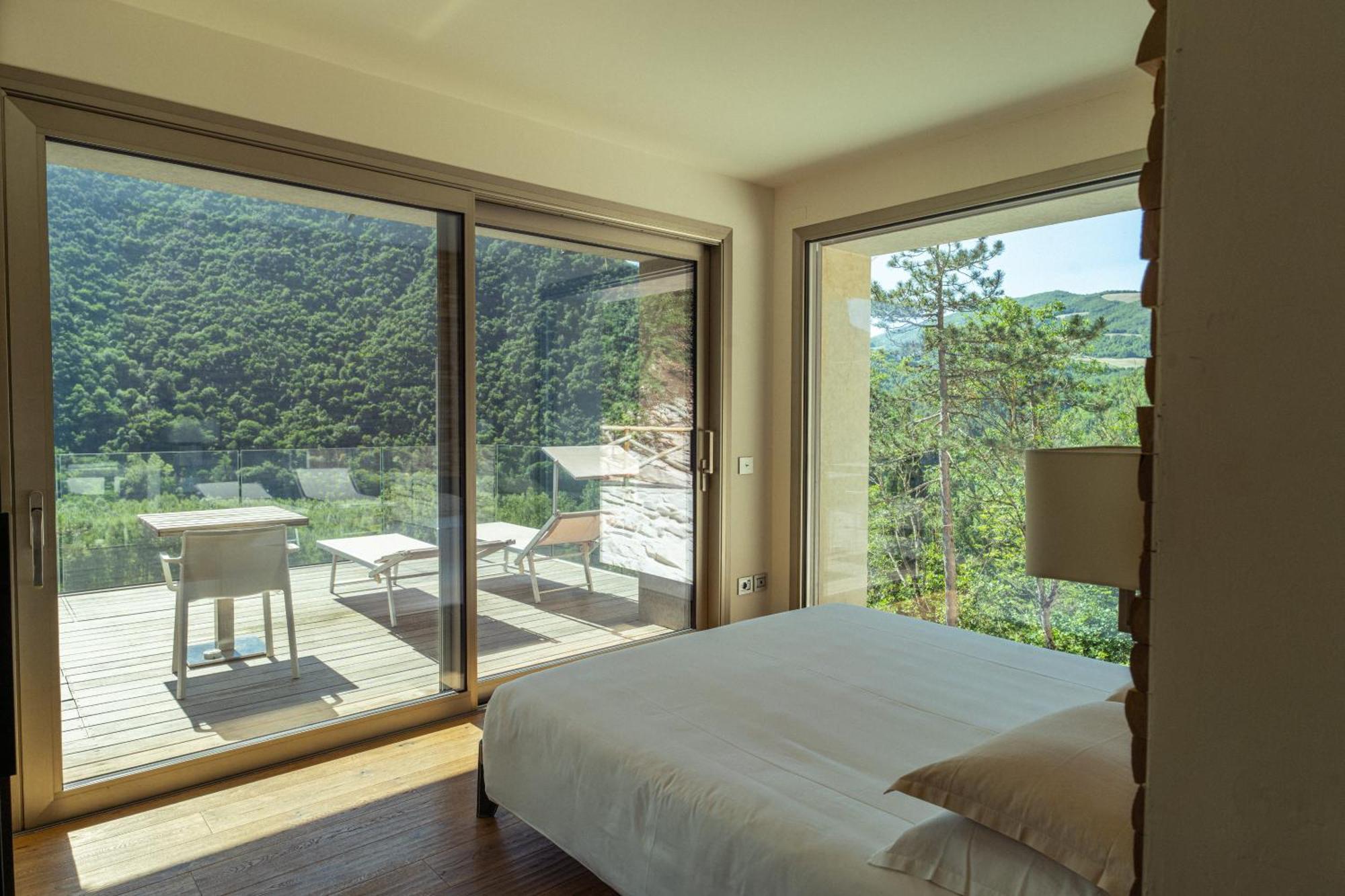La Forestale Luxury Ecolodge B&B Primo Piano Acqualagna Eksteriør billede